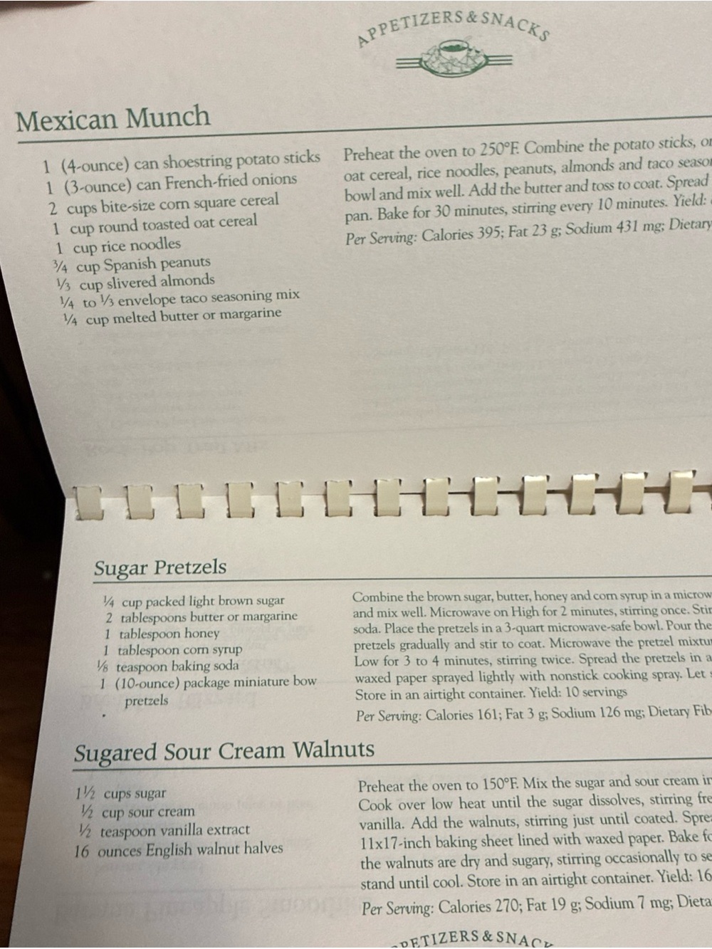 Pampered Chef Cookbooks Recipes Heart of Home Favorites, Soups Stews Chilis - Picture 5 of 15